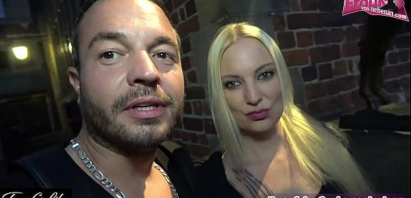 Öffentlicher Sex auf der Straße mit deutscher amateur teen